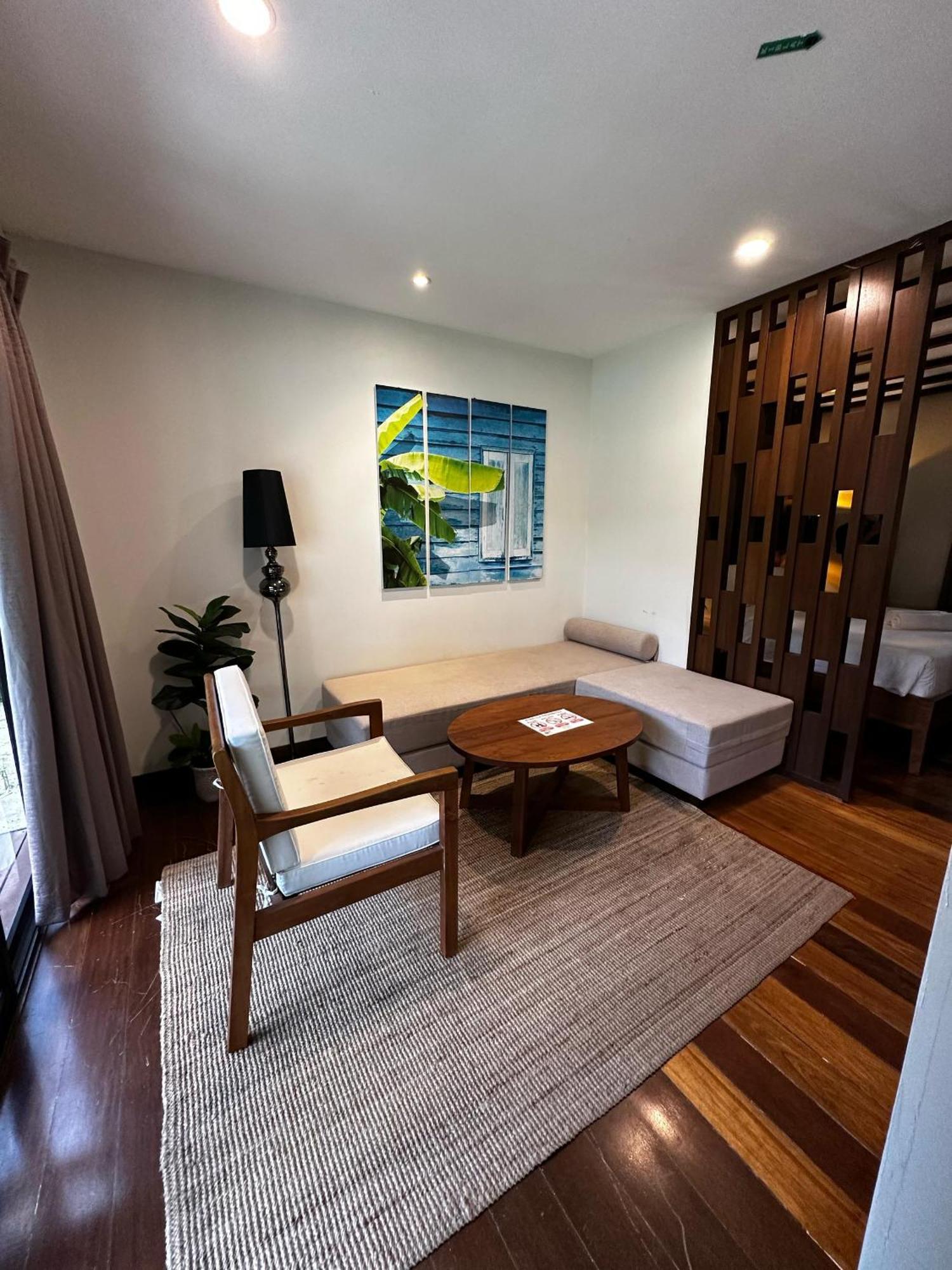 Beach Resort - Arwana Perhentian Besar Кампунг-Куала-Бесут Экстерьер фото
