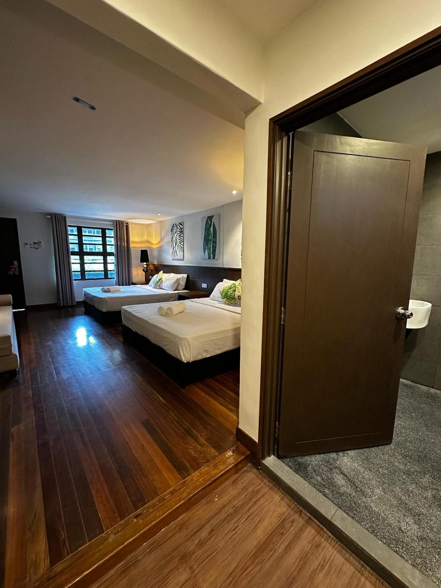 Beach Resort - Arwana Perhentian Besar Кампунг-Куала-Бесут Экстерьер фото